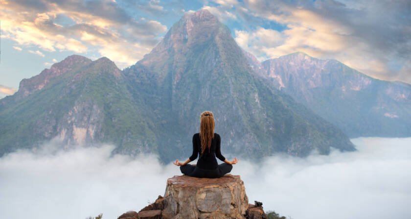 WomanSerenity,And,Yoga,Practicing,At,Mountain,Range,meditation